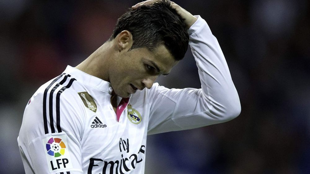 VIDEO Reactia INCREDIBILA a lui Ronaldo la golul lui Arbeloa! E primul jucator care se SUPARA cand dau gol colegii sai VIDEO Reactia INCREDIBILA a lui Ronaldo la golul lui Arbeloa! E primul jucator care se SUPARA cand dau gol colegii sai