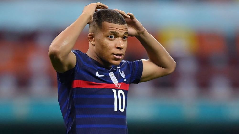 Mbappe, împlicat într-un scandal de rasism fără să vrea. Situația a degenerat la nivel internațional Mbappe, împlicat într-un scandal de rasism fără să vrea. Situația a degenerat la nivel internațional