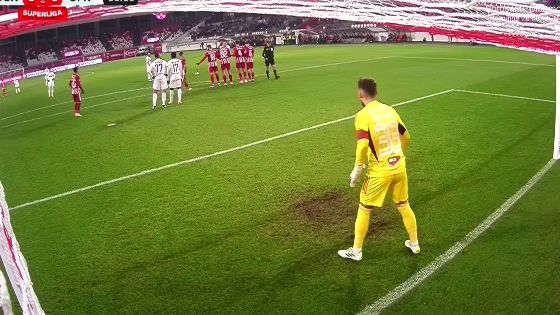 Frig de crapă pietrele la Sfântu Gheorghe. Temperatură cu minus la meciul Sepsi - CFR Cluj Frig de crapă pietrele la Sfântu Gheorghe. Temperatură cu minus la meciul Sepsi - CFR Cluj