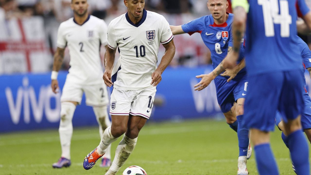 EURO 2024 | Anglia – Slovacia 2-1. Englezii au evitat o rușine de proporții și s-au calificat în ”sferturi” EURO 2024 | Anglia – Slovacia 2-1. Englezii au evitat o rușine de proporții și s-au calificat în ”sferturi”